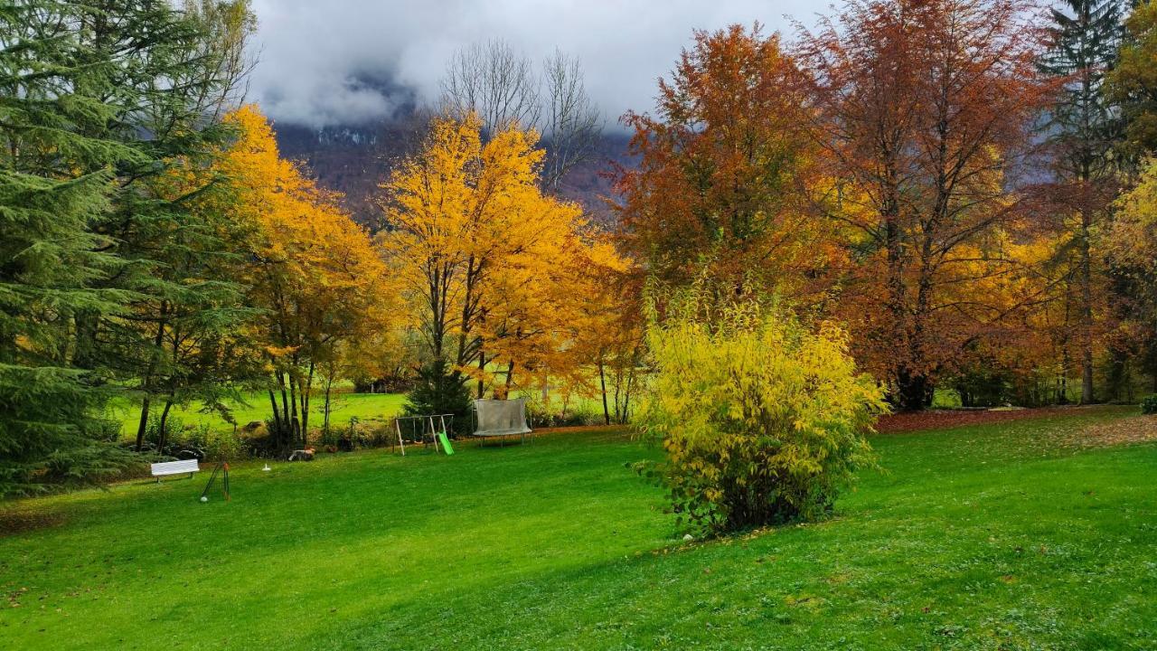 La Taniere Du Lac D Aiguebelette Lepin-le-Lac Exterior photo